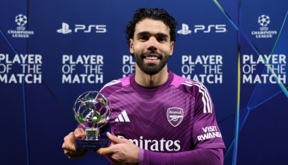 Kaiyun Sports-开云体育-阿森纳门将拉亚在扑出里斯本竞技的射门后被誉为世界最佳门将|哈弗茨|加布里埃尔-保利斯塔|马克西·阿劳霍|葡萄牙体育|大卫·拉亚_新浪体育_新浪新闻