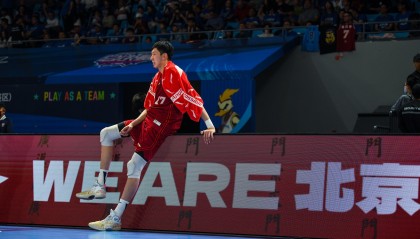 直播吧：周琦将前往休斯敦进行治疗 有可能赶上亚洲杯