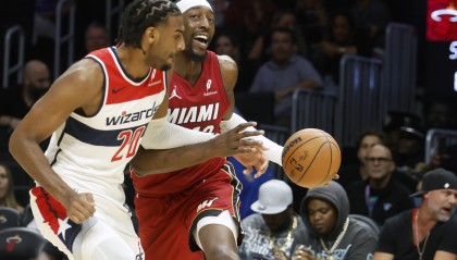 开云体育官方网-81分亲历者维拉纽瓦：科比那场很胶着 热火赢20+故意犯规让他得分