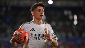 TA：阿隆索对居勒尔很满意，马斯坦托诺加盟不会挤占他的上场时间